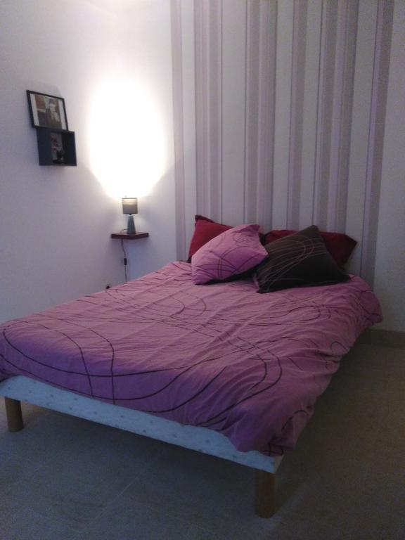 Bed and Breakfast Le Betrot Estissac Экстерьер фото